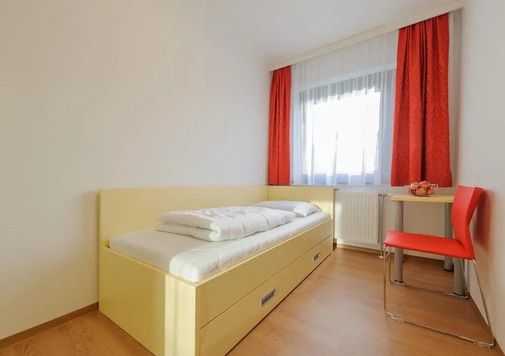 Hostel Huetteldorf Vienna