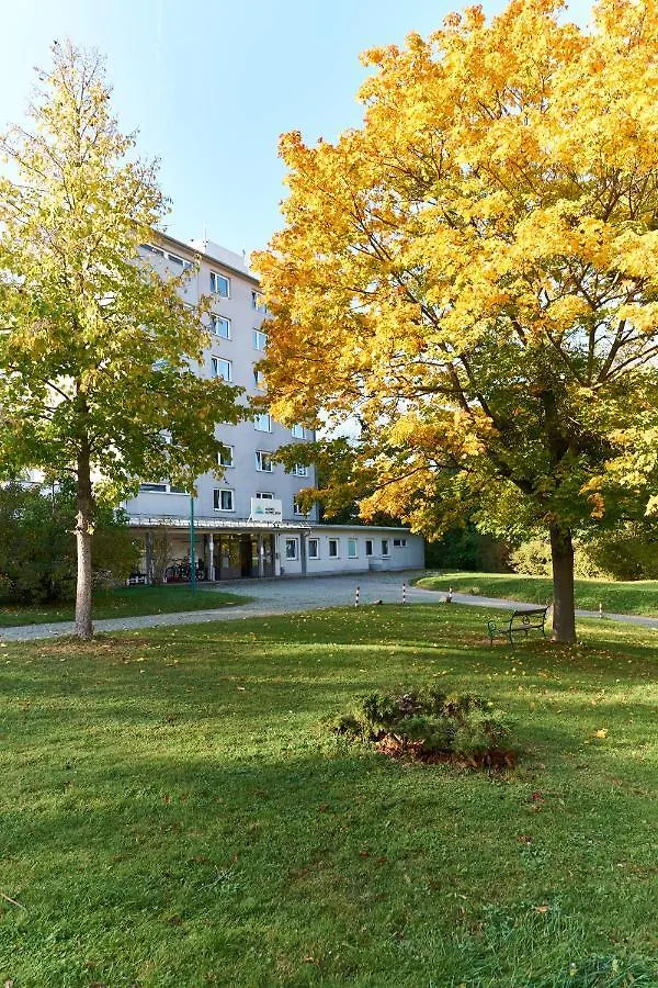 Hostel Huetteldorf Vienna 0*,  Austria